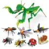 Creative Building Blocks Insect Model Bee Dragonfly Ant Mantis Children's Assembled Toys Interesting Animal Ornaments Gifts