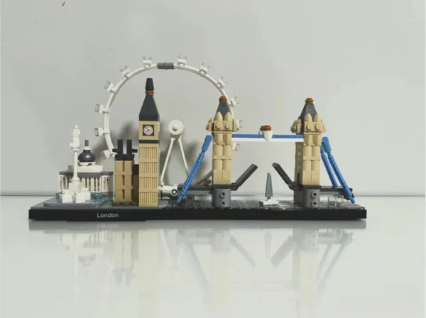 New York London Pairs Dubai Lanmark City Skyline Building Blocks 21052 21044 21028 21034 21032 21027 Construction Bricks Set - Image 4
