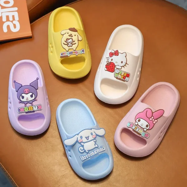 Sanrio Children's Cute Indoor Home Slippers Boys and Girls Outside Beach Sandals Slippers Anti-slip Bathroom Sandals EVA Sandals