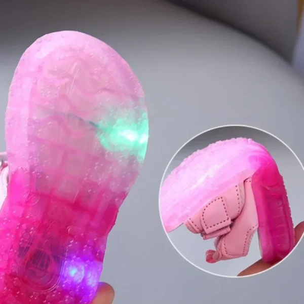 2024 Summer Baby LED Light Sandals For Girls Cute Hello Kitty Children's Casual Shoes Anti-slip Kids Beach Shoes Outdoor Shoes - Image 5
